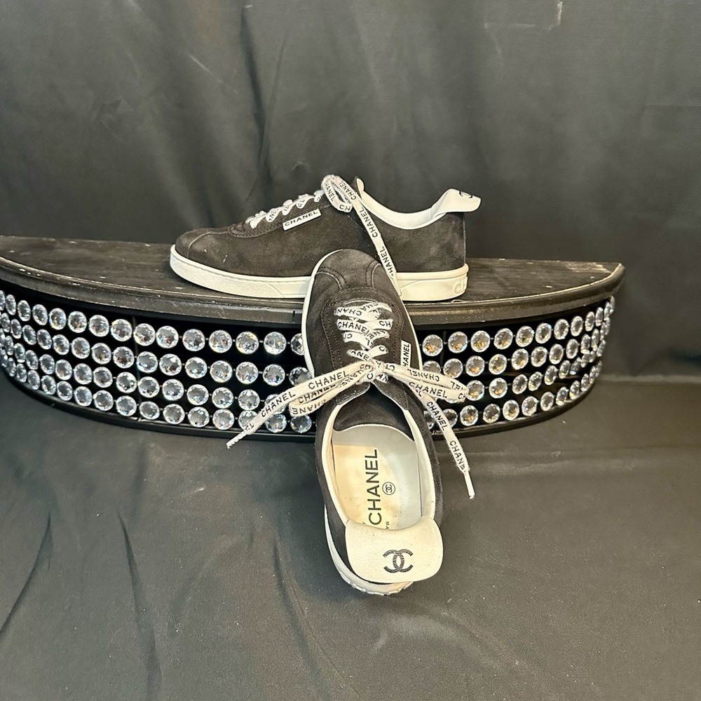 CHANEL Black Suede Sneakers with White Leather Accents - Picture 12 of 12